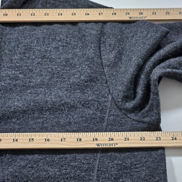 Laurel Cardigan Women 36 Gray Long Buttons LS Virgin Wool Luxury Timeless Pocket - Picture 5 of 13